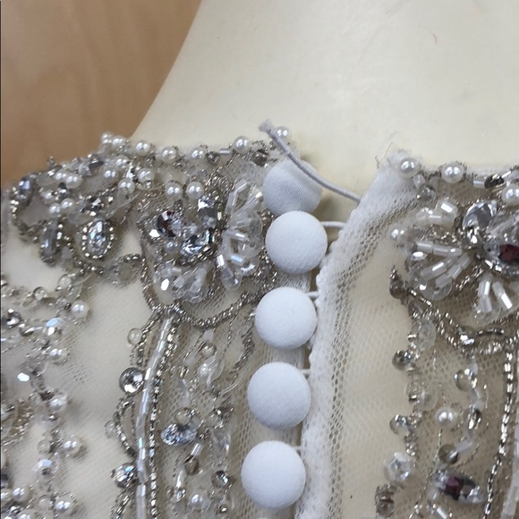 Ivory / silver formal with train size 10 - Picture 5 of 8